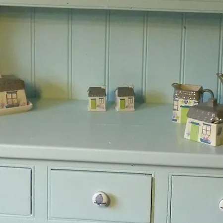 28b The Two Bedroom Luxury Cosy